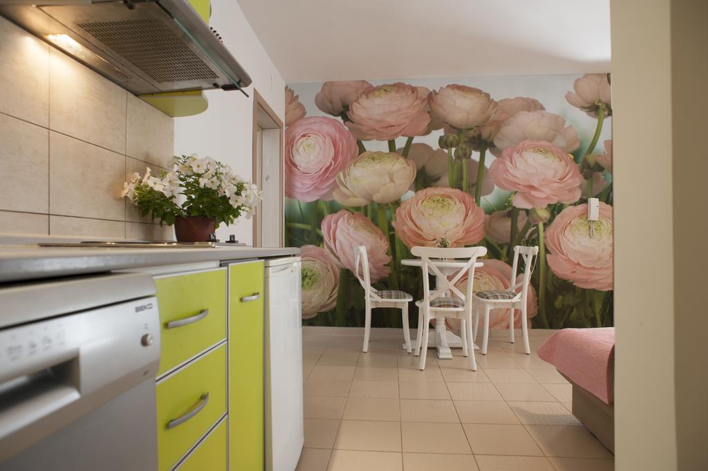 Guest House Przno Bay Свети Стефан Екстериор снимка
