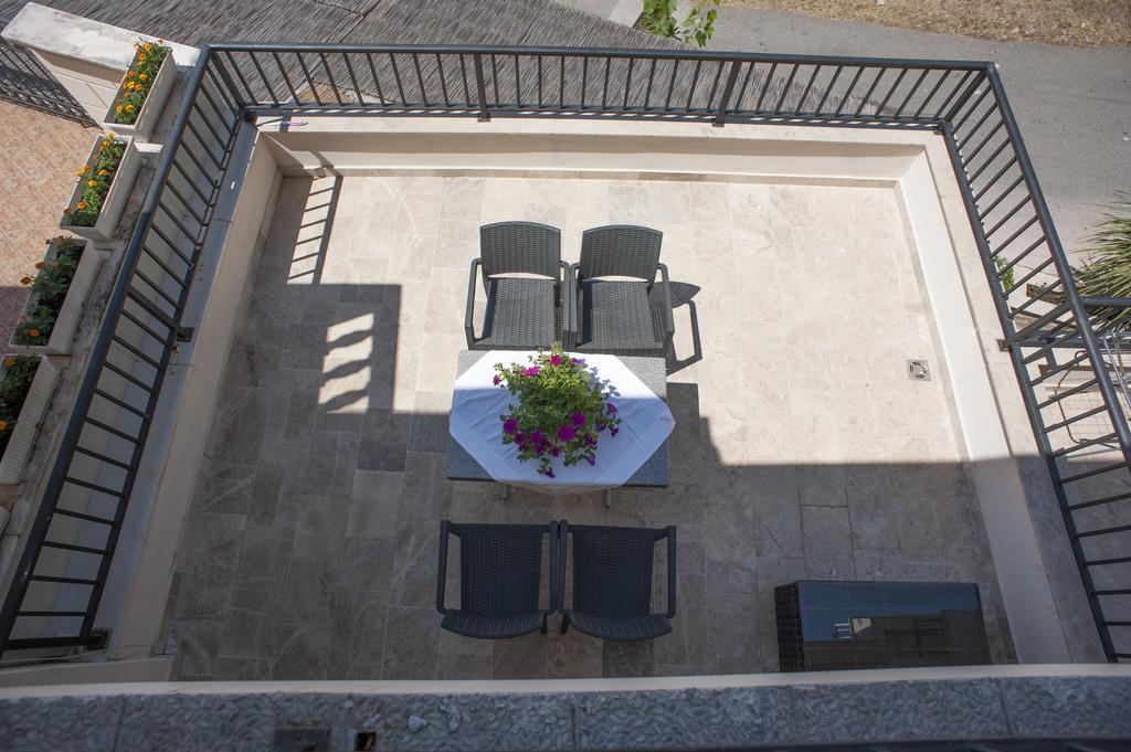Guest House Przno Bay Свети Стефан Екстериор снимка