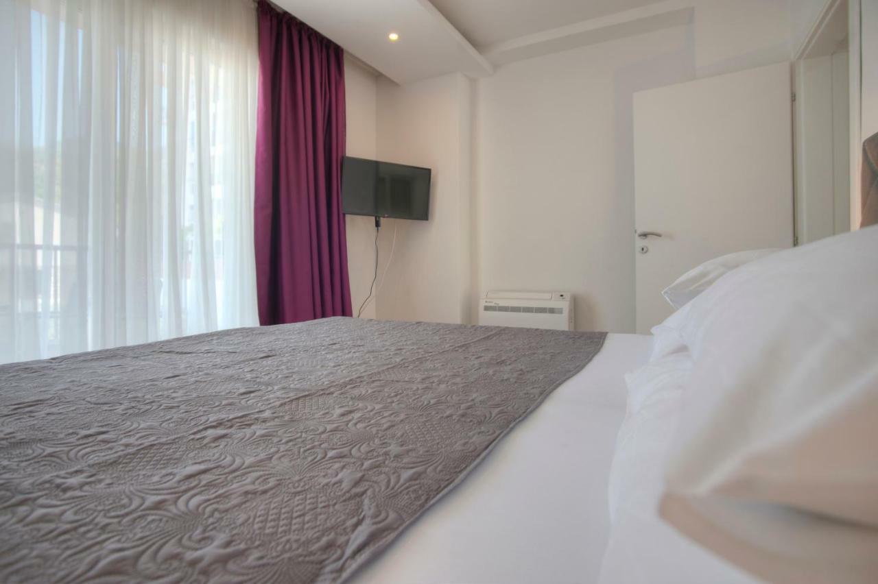 Guest House Przno Bay Свети Стефан Екстериор снимка